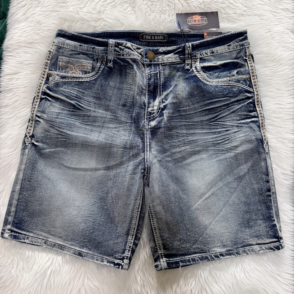 Fire & Rain Men’s Denim Shorts Size 38 NWT